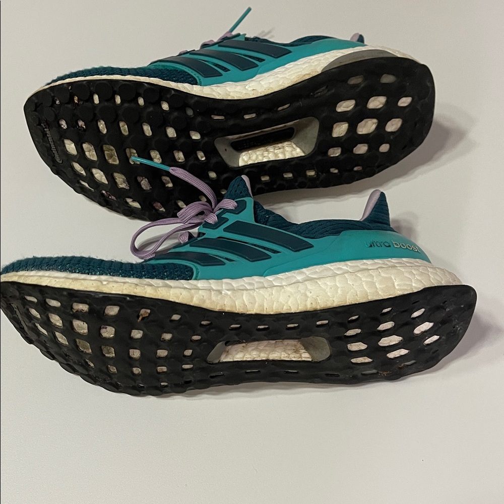 adidas Ultra Boost Teal and Purple women’s Athletic Shoes sz 7 - Picture 6 of 7